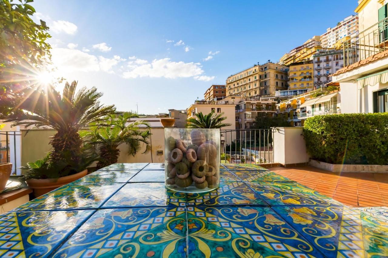Villa Paola - Hidden Panoramic Garden And Terraces By Napoliapartments Nápoles Exterior foto